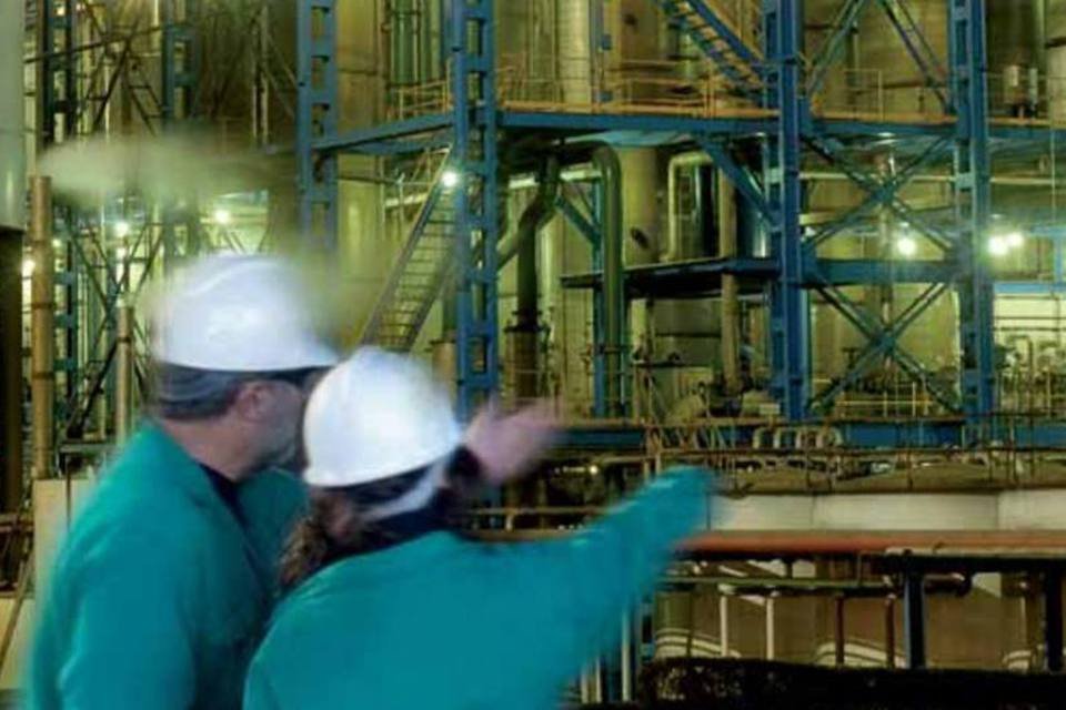 Fábrica da Schneider Electric: empresa está com vagas de trainee abertas (Divulgação/Divulgação)