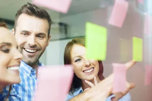 Imagem referente à matéria: Microalegrias são o novo segredo da inteligência emocional — e a ciência comprova