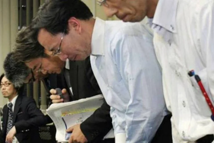 Empresa tenta pagar indenizações às pessoas que foram afetadas pela usina nuclear Fukushima Daiichi (Jiji Press/AFP)