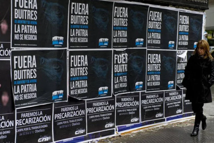 
	&quot;Fundos Abutres&quot;: o projeto do governo pretende garantir o acordo para pagar 4,653 bilh&otilde;es de d&oacute;lares
 (Alejandro Pagni / AFP)