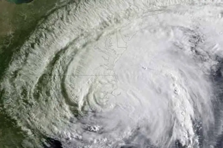 Imagem do furacão Irene se aproximando da costa da Carolina do Norte (Handout/Getty Imagens)
