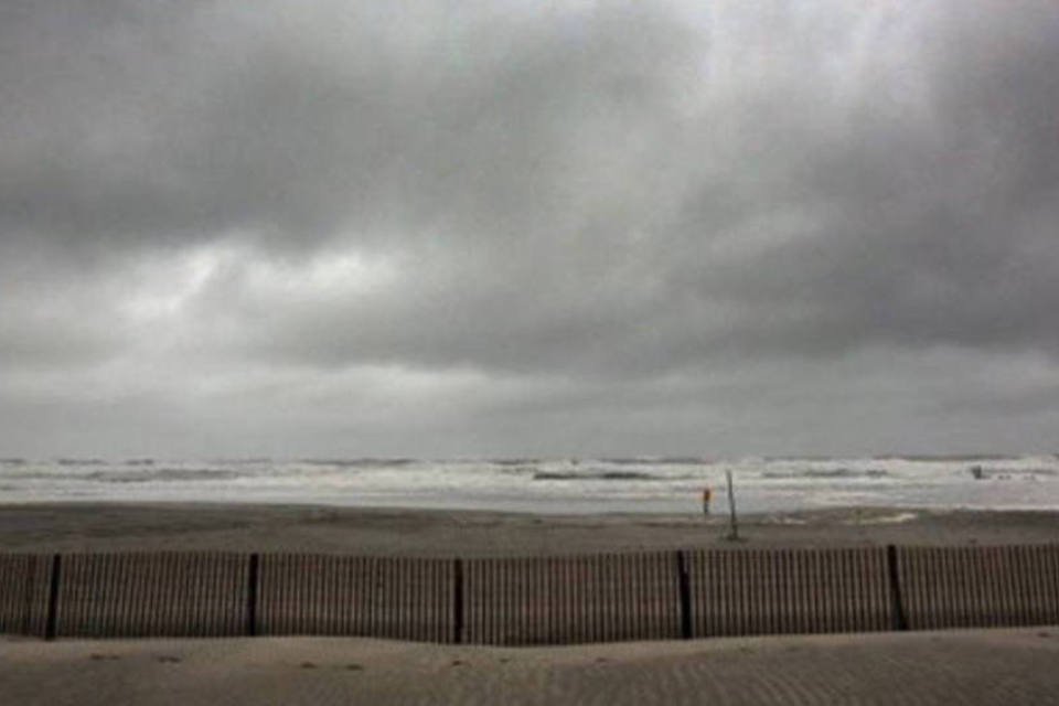 Furacão Sandy ameaça devastar as seguradoras