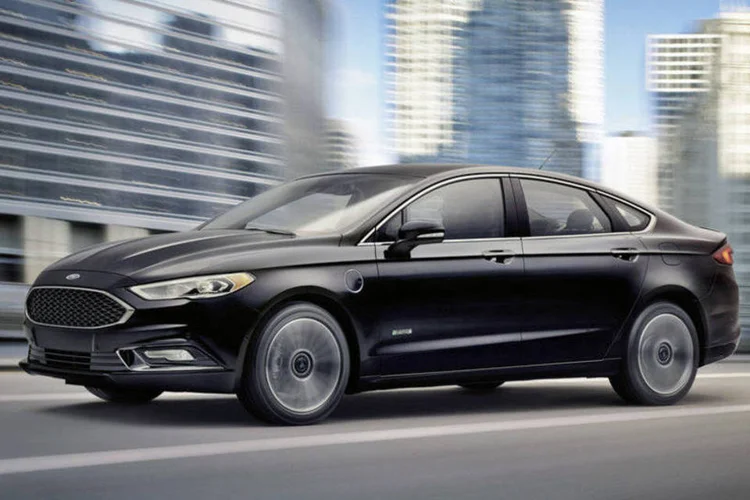 
	Fusion Energi 2017: o carro pode rodar at&eacute; 981,7 quil&ocirc;metros
 (Divulgação)