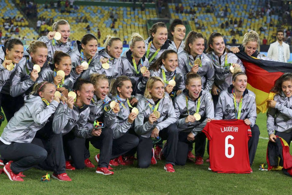 Alemanha conquista ouro no futebol feminino no Rio-2016