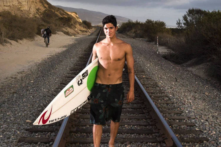 
	Gabriel Medina na Calif&oacute;rnia: marcas prestaram homenagem ao atleta depois da vit&oacute;ria
 (Veja)