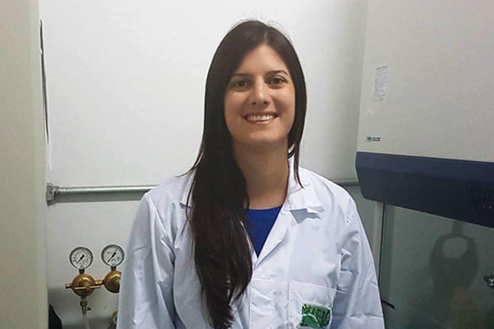 Motivada por doença da mãe, cientista ganha prêmio da Unesco
