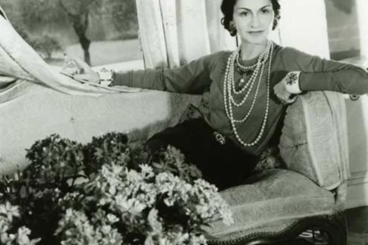 Gabrielle Coco Chanel, estilista: 'eu dei às mulheres braços de verdade, pernas, movimentos autênticos e a capacidade de rir e de comer sem se sentir mal por isso' (Arquivo)