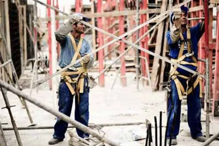 
	Obra do edif&iacute;cio Stelato da construtora Gafisa, em Santo Amaro: vendas contratadas foram de 239,3 milh&otilde;es de reais, expans&atilde;o de 122%
 (ALEXANDRE BATTIBUGLI / EXAME)