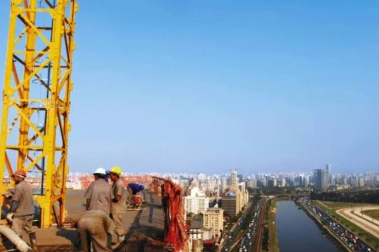 
	Empreendimento da Gafisa, em S&atilde;o Paulo: as construtoras devem manter no terceiro trimestre o mesmo n&iacute;vel de lan&ccedil;amentos de im&oacute;veis visto nos tr&ecirc;s meses anteriores
 (Germano Luders)
