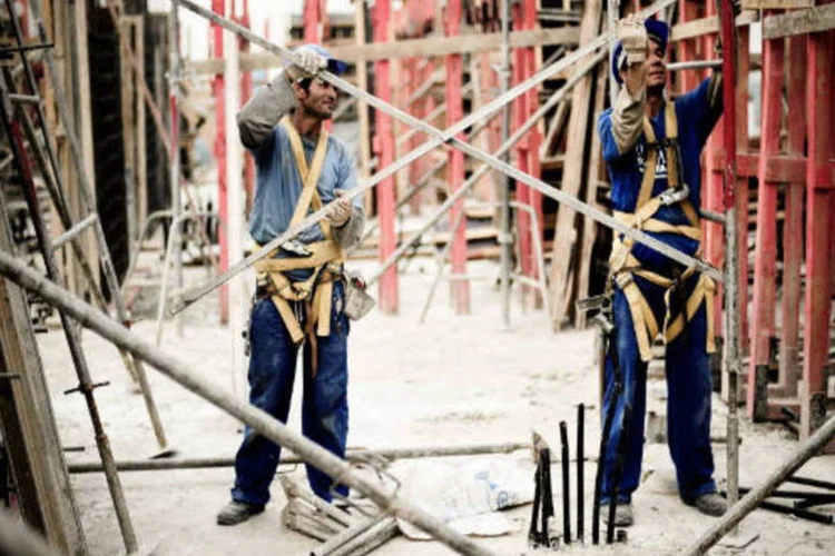 
	Obra em constru&ccedil;&atilde;o: &iacute;ndice m&eacute;dio dos tr&ecirc;s meses at&eacute; janeiro ficou em 120,9 pontos, mesmo n&iacute;vel do trimestre encerrado em dezembro
 (Alexandre Battibugli, EXAME)