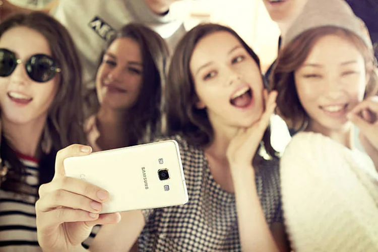 Samsung Galaxy A: linha será lançada no Brasil em fevereiro com três aparelhos diferentes (Divulgação/Samsung)