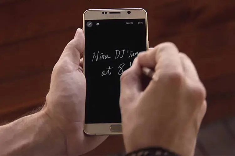 Galaxy Note 5: smartphone terá tela de 5,7 polegadas e visual parecido com o do S6 (Reprodução/YouTube/Samsung)