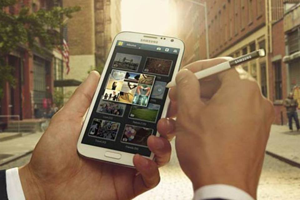 Samsung leva multa por críticas falsas a rivais