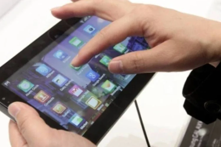 Galaxy Tab virá com a versão 2.2 do Android