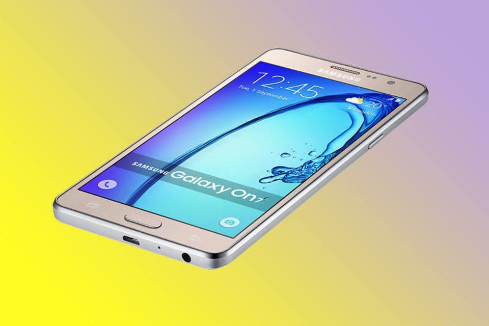 Samsung Galaxy On7 tem telona e custa menos de mil reais