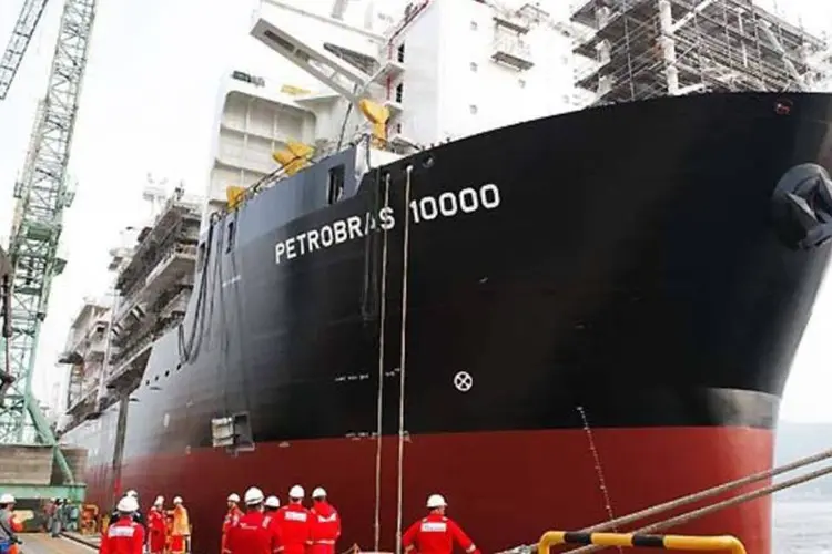 Navio-plataforma da Petrobras: construído na Coréia do Sul para operar na costa africana (Divulgação)