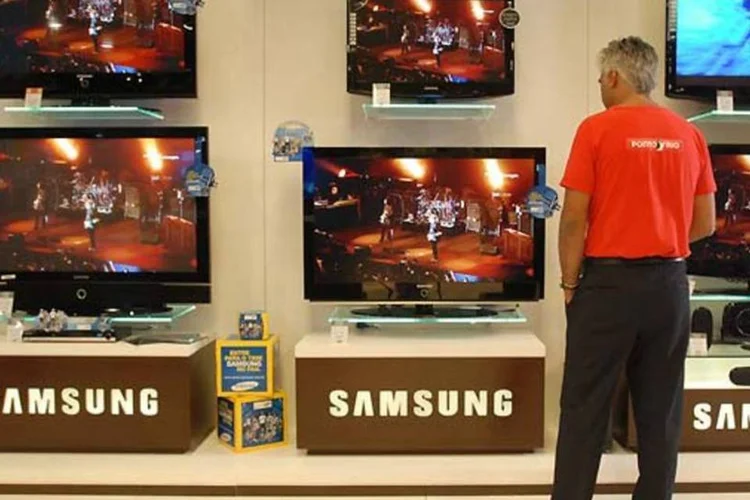 TVs da Samsung em exposição em loja