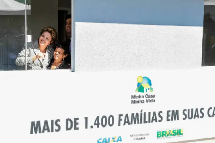 
	Dilma entrega unidade habitacional do Minha Casa, Minha Vida: a meta &eacute; chegar a 2,750 milh&otilde;es de habita&ccedil;&otilde;es contratadas durante o governo Dilma
 (Roberto Stuckert Filho/PR)