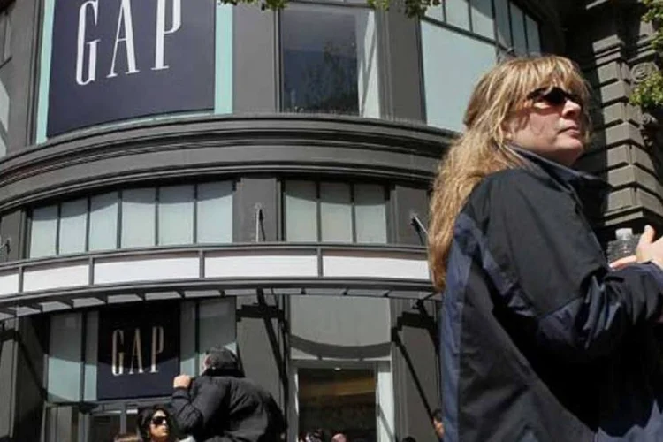 
	Loja da GAP em S&atilde;o Francisco: varejista registrou s&eacute;timo trimestre seguido de alta nas vendas
 (Justin Sullivan/Getty Images)