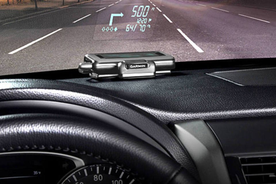 Garmin HUD transforma o para-brisa do carro em tela de GPS