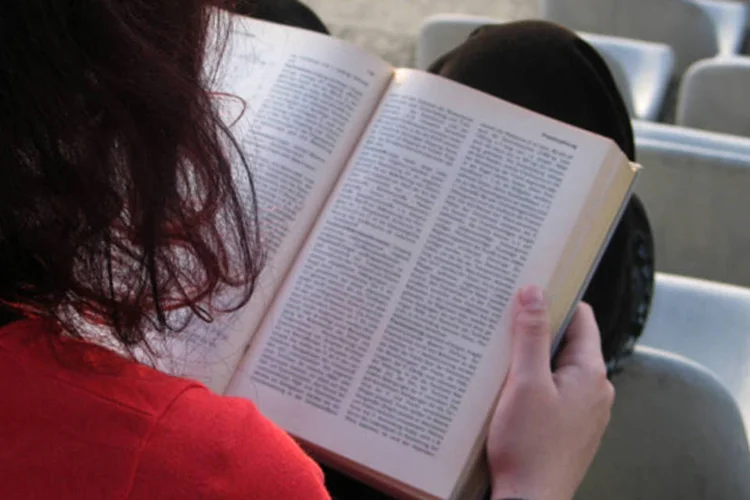 De acordo com os organizadores, o projeto “De mão em mão” tem como objetivo incentivar o gosto pela leitura  (lusi/ Stock.xchng)