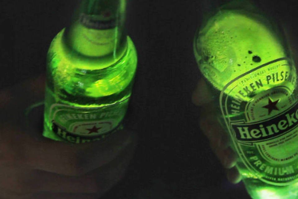 Controladores da Heineken querem elevar fatia em holding Exame