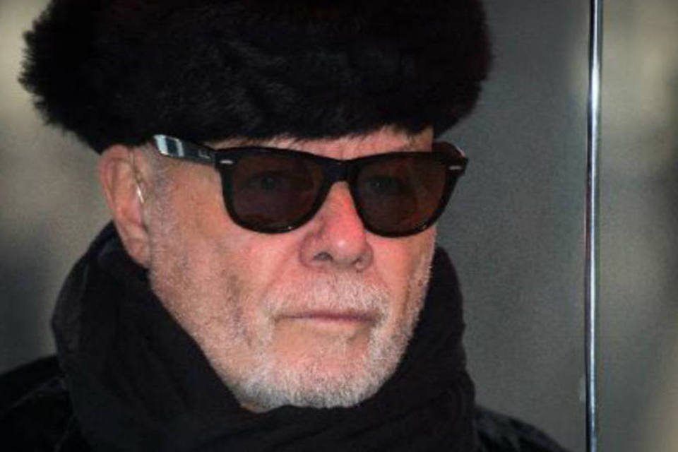 Cantor Gary Glitter é declarado culpado de pedofilia