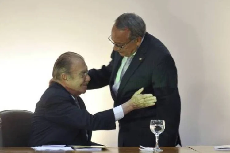 Gastão Vieira e José Sarney: o Ministério do Turismo continua com o PMDB (José Cruz/Agência Brasil)