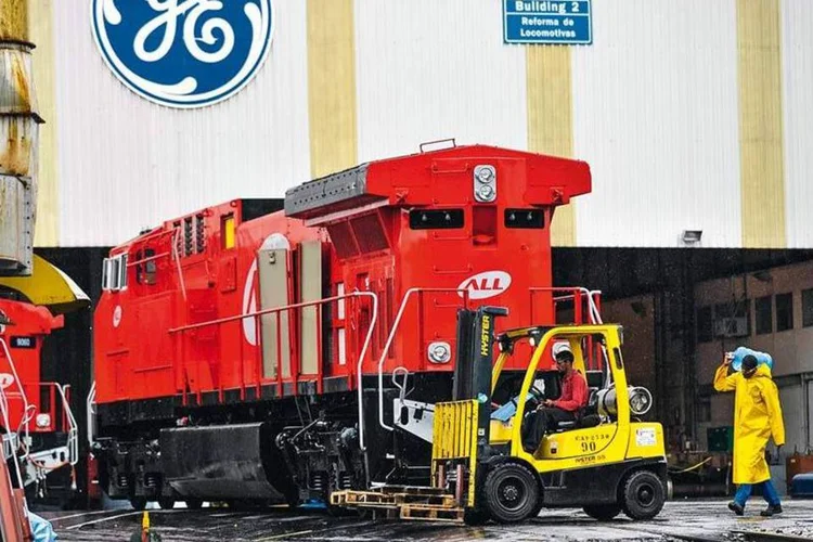 
	F&aacute;brica da GE, em Contagem (MG): Segundo o BNDES, de 2007 a 2014, foram aprovados 24 projetos de investimento em ferrovias, no valor total de R$ 17,3 bilh&otilde;es
 (Divulgação)