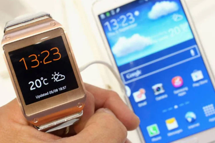 Galaxy Gear e Galaxy Note 3 da Samsung: de acordo com empresa, relógio inteligente e phablet chegam ao Brasil no próximo mês (Sean Gallup/Getty Images)