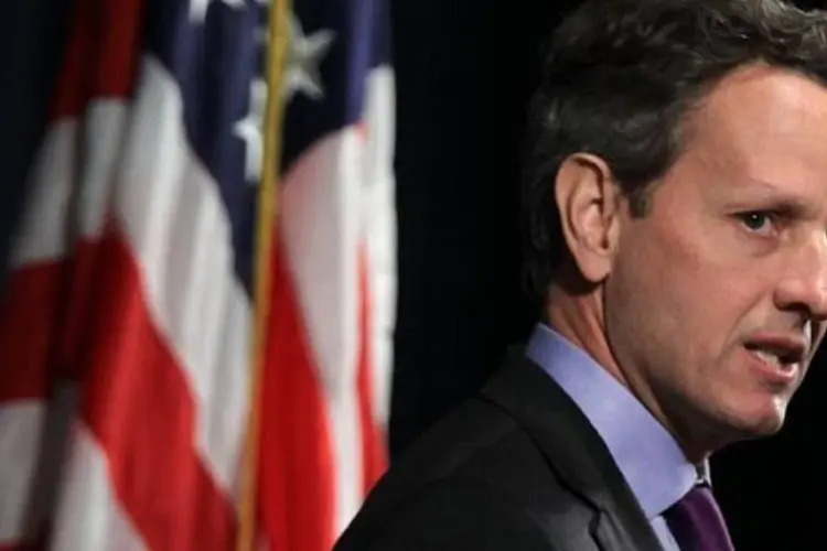 Geithner disse que a economia mundial passa por ''um momento muito difícil'' (Alex Wong/Getty Images)