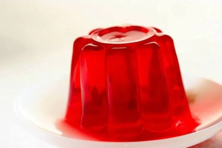 Consumo regular de gelatina pode, inclusive, melhorar os sintomas de doenças ósseo-articulares, como a artrose ou a osteoporose (Flickr/Roger Ferrer Ibáñez)
