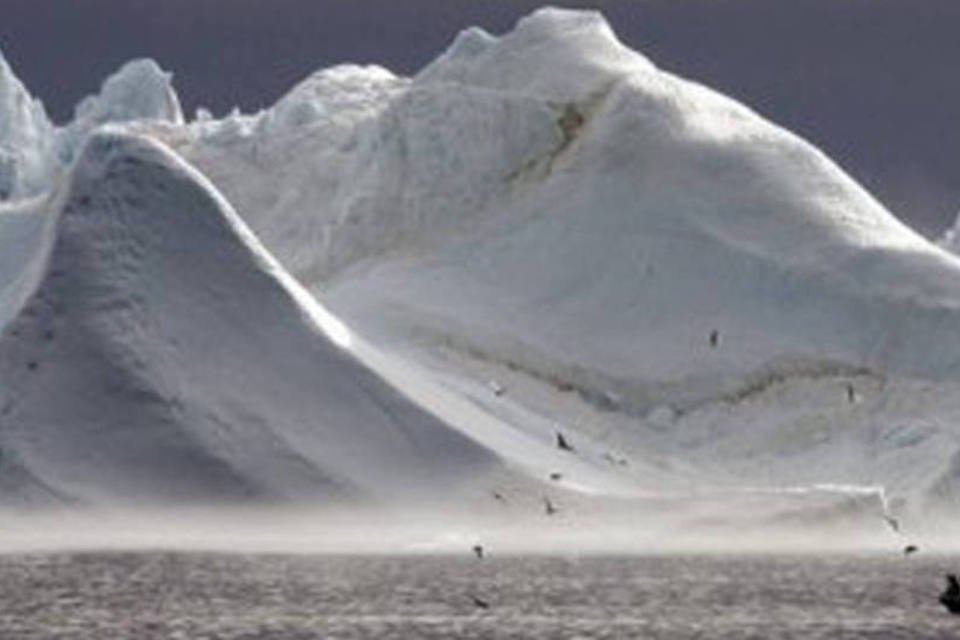 Novas provas de degelo na Groenlândia fazem temer aumento importante do nível do mar