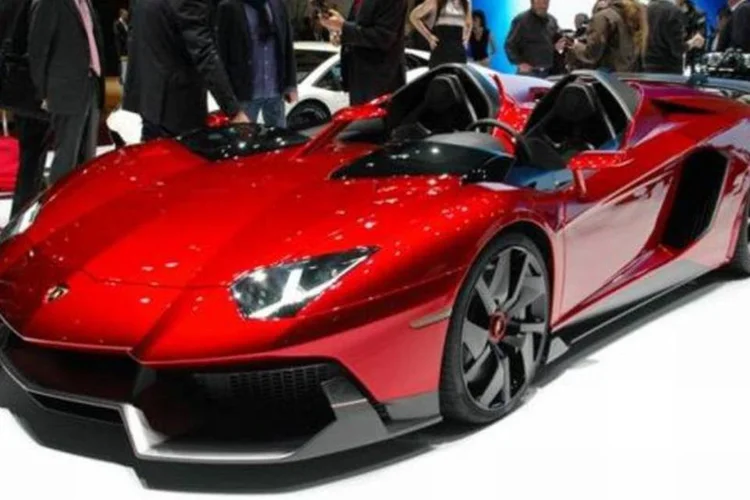 Lamborghini Aventador (Salão de Genebra/Divulgação)