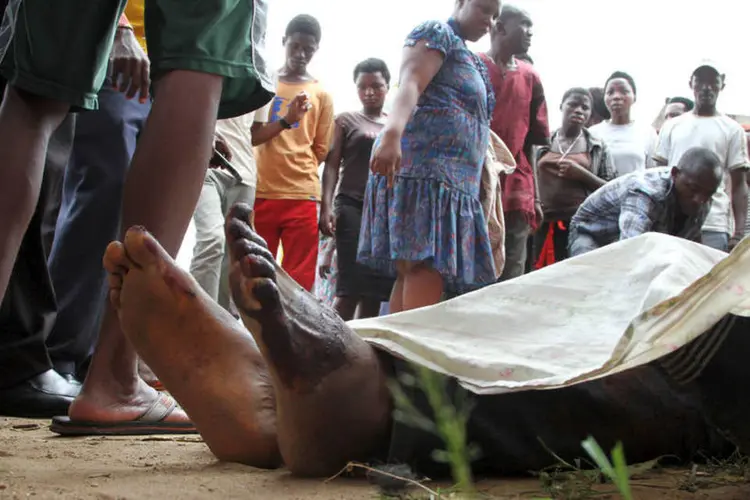 
	Burundi: nos &uacute;ltimos meses, os burundineses enfrentaram amea&ccedil;as f&iacute;sicas e psicol&oacute;gicas, intimida&ccedil;&atilde;o e outros abusos
 (Jean Pierre Harerimana / Reuters)