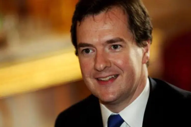 O ministro das Finanças George Osborne: o Reino Unido sempre se opôs a este tipo de imposição fiscal porque prejudicaria os bancos do centro financeiro londrino (Getty Images)
