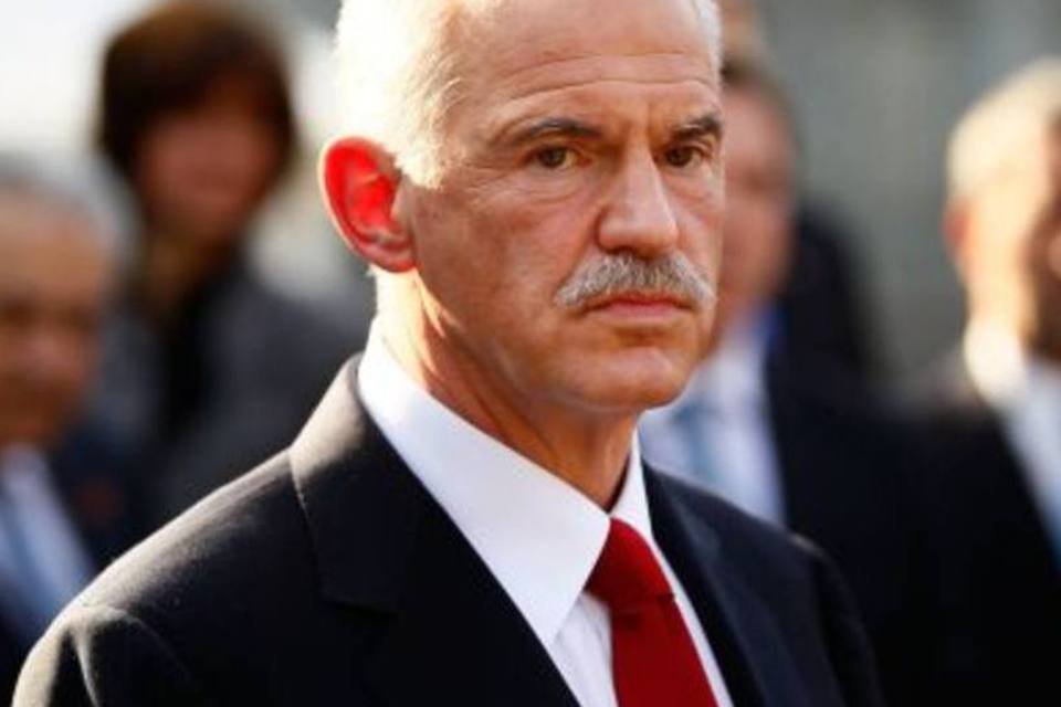 Papandreou pede tempo e serenidade para reformas