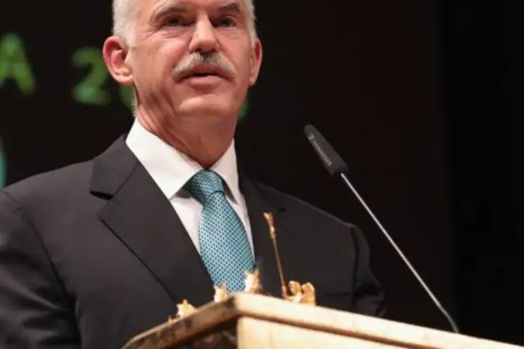 George Papandreou: "estas decisões têm que ser colocadas em prática agora, já adotadas pelos Parlamentos nacionais onde for necessário" (Andreas Rentz/Getty Images)