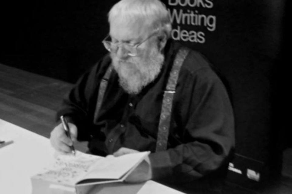 George R.R. Martin escreve seus livros em computador com DOS