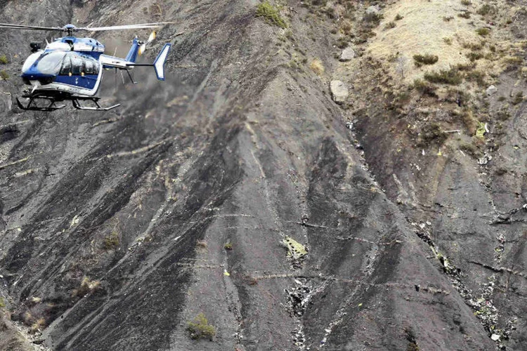 
	Destro&ccedil;os do Airbus A320 da Germanwings: a queda do avi&atilde;o da Germanwings, que fazia a liga&ccedil;&atilde;o entre Barcelona e Dusseldorf, deixou 150 mortos
 (Reuters)