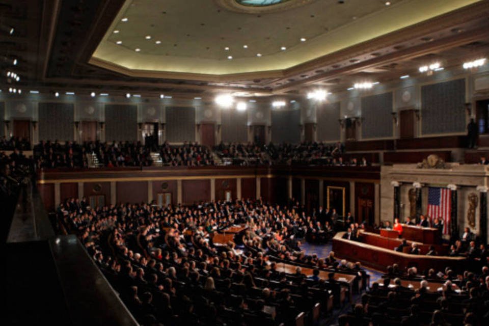 Câmara dos EUA prorroga financiamento para o governo