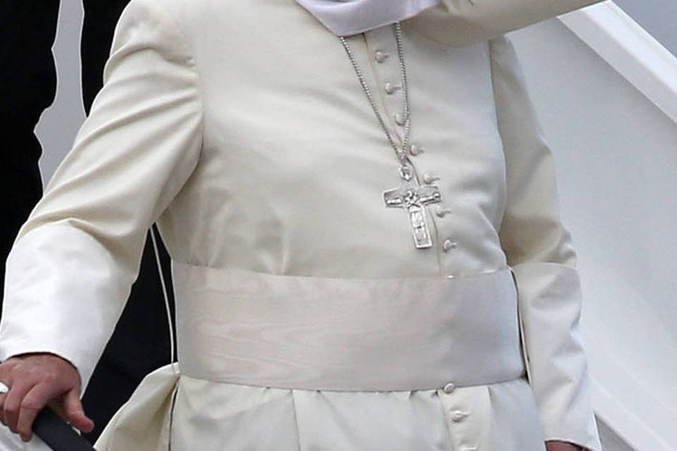 Papa pede liberdade para Igreja Católica em Cuba