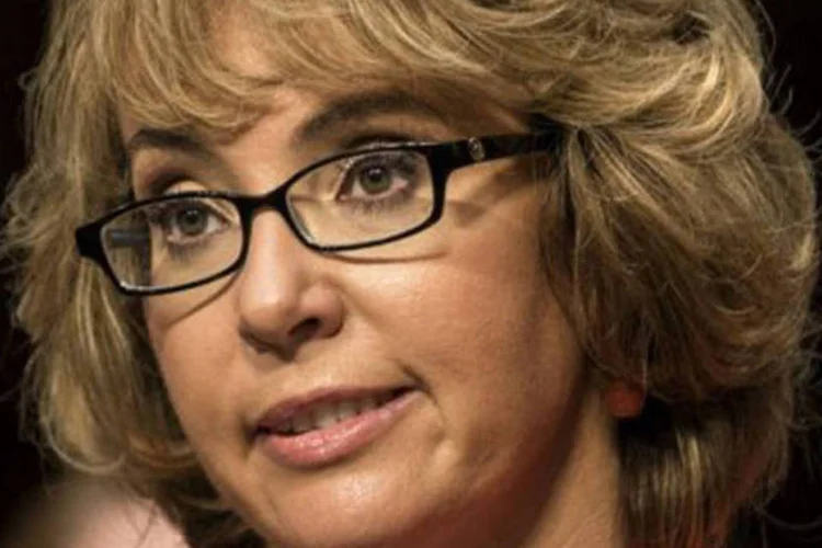 Gabrielle Giffords, ex-deputada: "Tenham audácia, valentia, os americanos contam com vocês", pediu. (©afp.com / Brendan Smialowski)