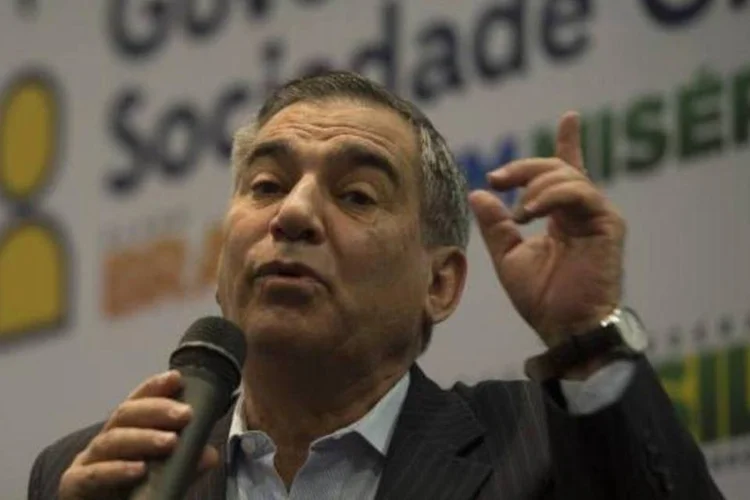 O ministro-chefe da Secretaria-Geral da Presidência da República, Gilberto Carvalho, durante a 6ª Edição do "Diálogos: Governo - Sociedade Civil"  (Marcelo Camargo/Agência Brasil)