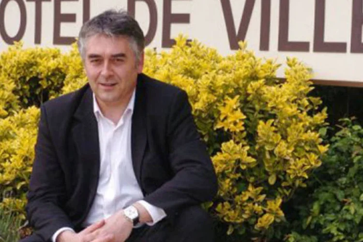 O prefeito Gilles Bourdouleix, deputado do partido de centro-direita UDI: o presidente do UDI, Jean Louis Borloo, condenou as declarações e convocou a direção do partido a examinar as medidas que devem ser tomadas. (©afp.com / Frank Perry)