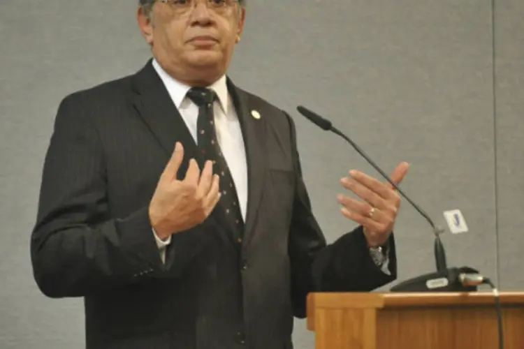 
	O ministro do STF, Gilmar Mendes: Gilmar Mendes reiterou a defesa do controle pr&eacute;vio do Supremo em projetos de lei quando houver afronta aos direitos fundamentais e &agrave;s cl&aacute;usulas p&eacute;treas da Constitui&ccedil;&atilde;o.
 (José Cruz/ABr)