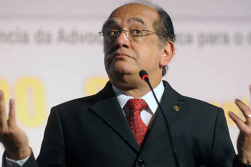 Mendes nega interesse político ao pedir vista