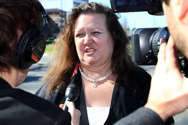 Rinehart é uma figura polêmica na Austrália, onde lidera uma vigorosa campanha contra a introdução de taxas sobre a atividade de mineração
 (Getty Images)