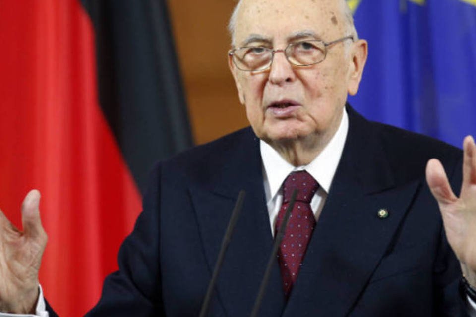 Itália não é fonte de contágio na Europa, diz Napolitano