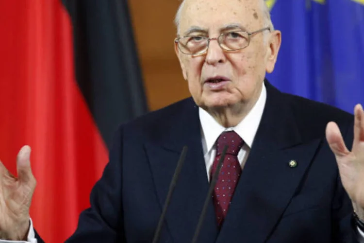 
	Giorgio Napolitano: segundo ele, o fracasso dos partidos pol&iacute;ticos para chegar a um acordo para formar um governo mostrou que suas op&ccedil;&otilde;es eram limitadas
 (REUTERS/Fabrizio Bensch)